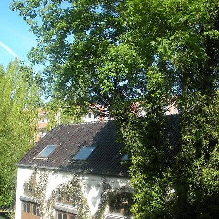Business-flatsghent * خنت